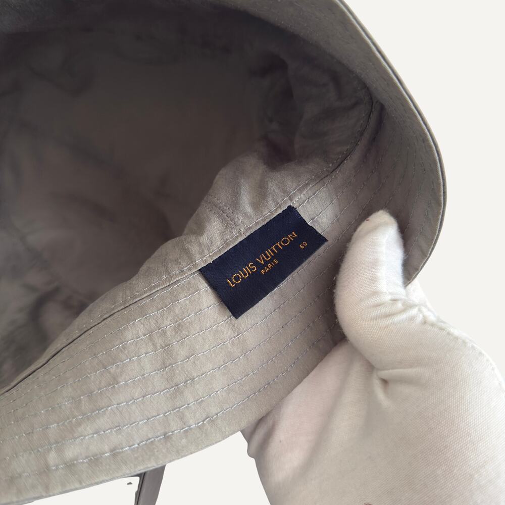 Louis Vuitton Script Logo Bucket Hat Grey Strap Detail Silver Button Virgil SS17 - Picture 5 of 6